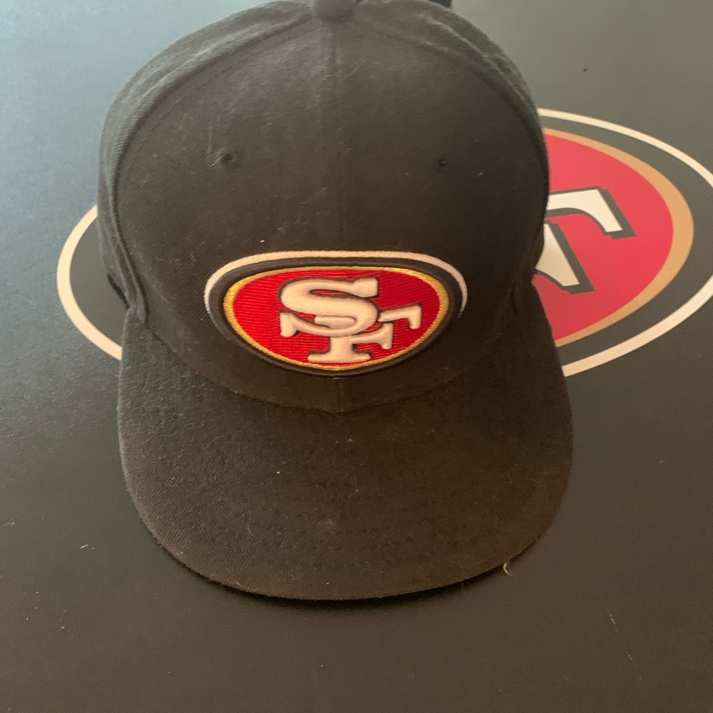 Used 49ers fitted hat size 7 3/4